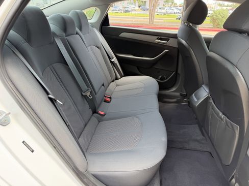 Used 2018 Hyundai Sonata ECO FWD image 13