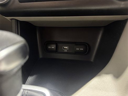 Used 2020 Kia Sportage LX image 24