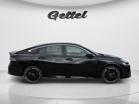 Certified 2026 Nissan Sentra SR w/ SR Premium Package FWD image 4
