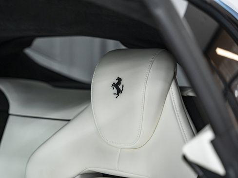 Used 2025 Ferrari Purosangue AWD/4WD image 26