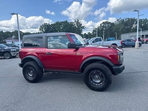 Certified 2025 Ford Bronco Badlands w/ Sasquatch Package AWD/4WD image 15