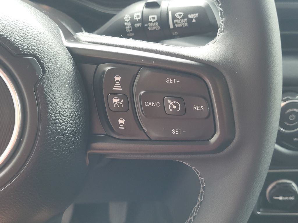 Used 2026 Jeep Wrangler Rubicon AWD/4WD image 21