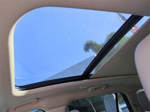 Used 2022 Lincoln Aviator Reserve w/ Equipment Group 201A image 24