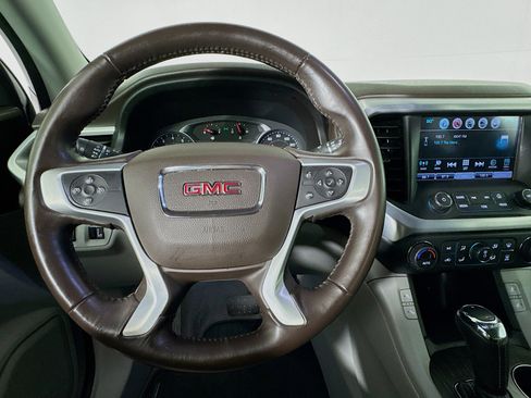 Used 2017 GMC Acadia SLT FWD image 11