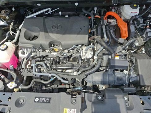 Used 2022 Toyota RAV4 XLE image 29