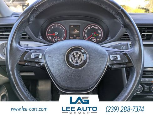 Used 2020 Volkswagen Passat 2.0T SE image 22