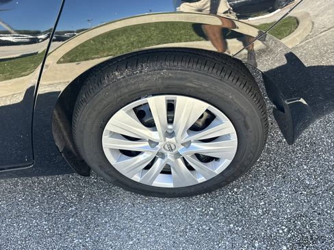 New 2025 Nissan Sentra S image 9