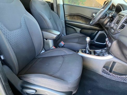Used 2018 Jeep Compass Sport AWD/4WD image 44