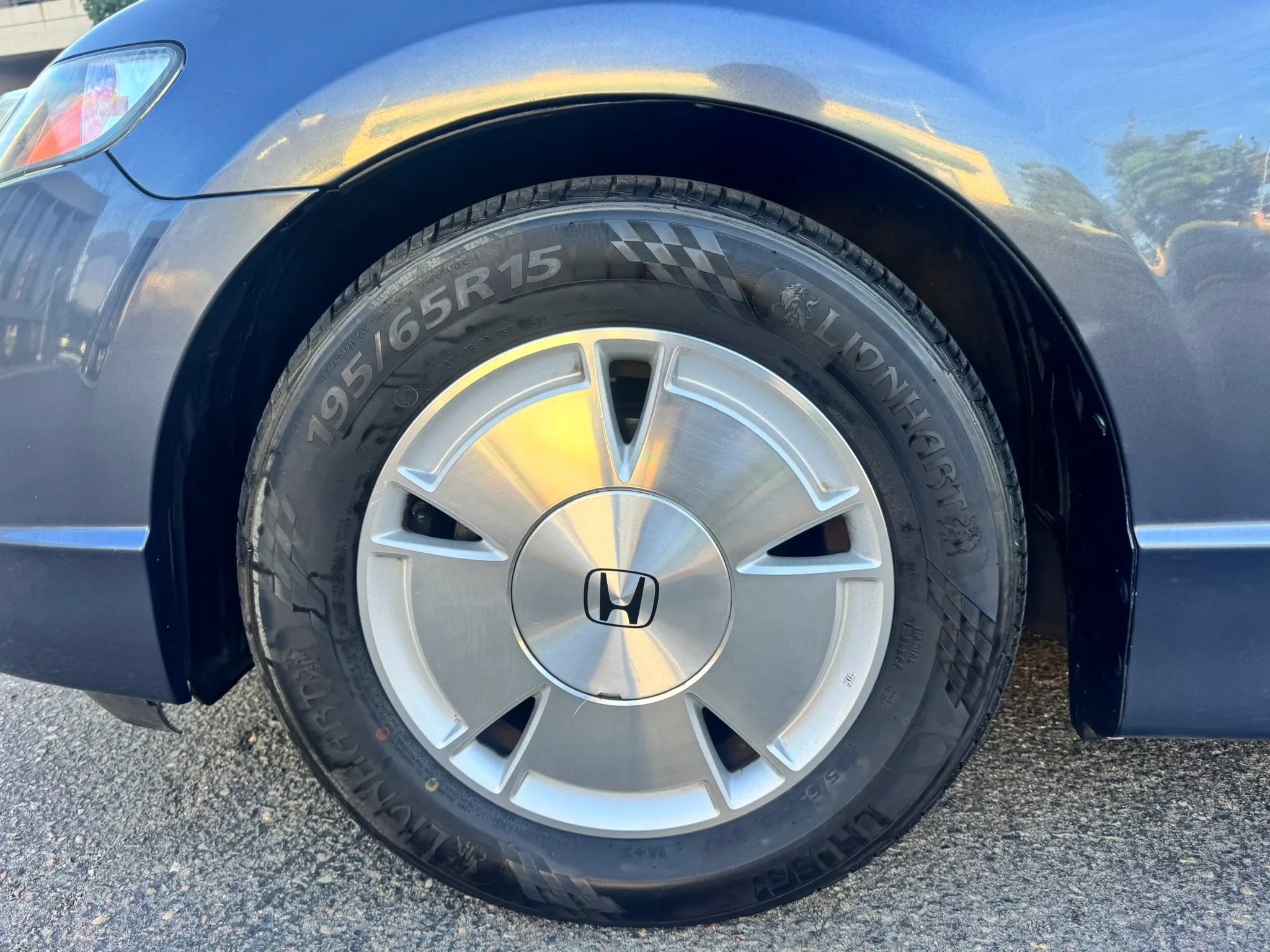 Used 2008 Honda Civic Hybrid Sedan image 10