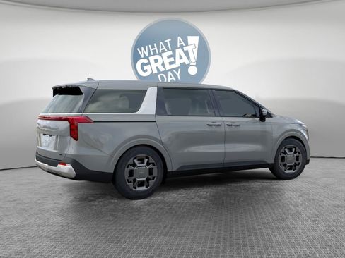 New 2026 Kia Carnival EX image 6