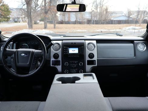 Used 2013 Ford F150 XLT w/ Mid Equipment Group image 16