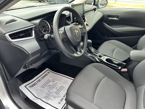 Used 2021 Toyota Corolla LE image 9