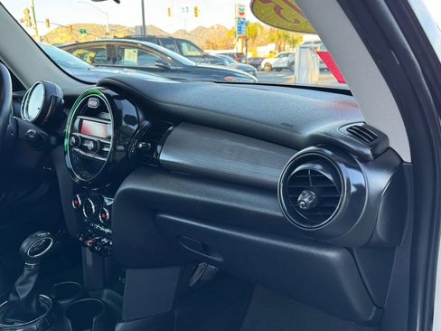 Used 2015 MINI Cooper 2-Door Hardtop image 11