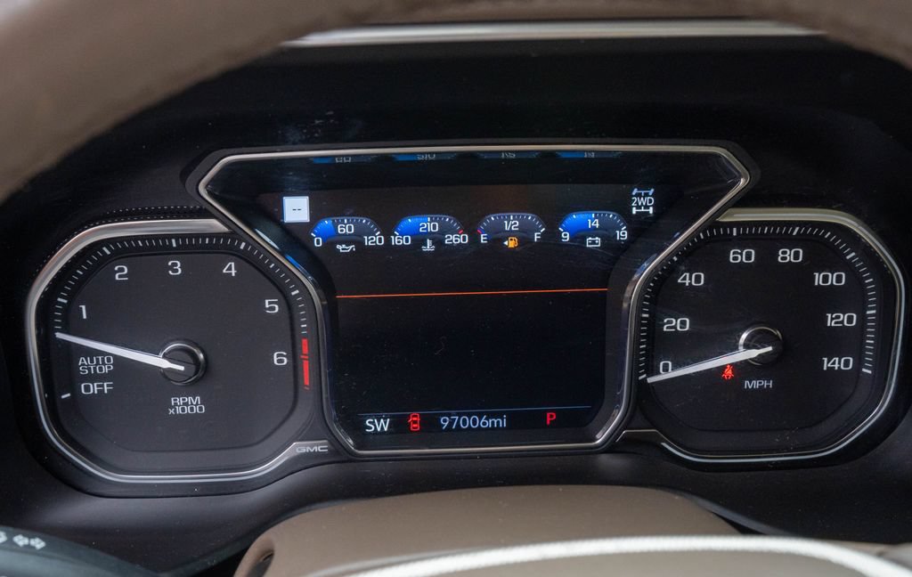 Used 2021 GMC Yukon Denali AWD/4WD image 22