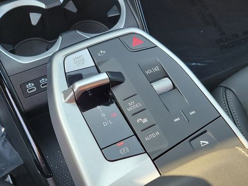 Used 2025 BMW X1 xDrive28i image 24