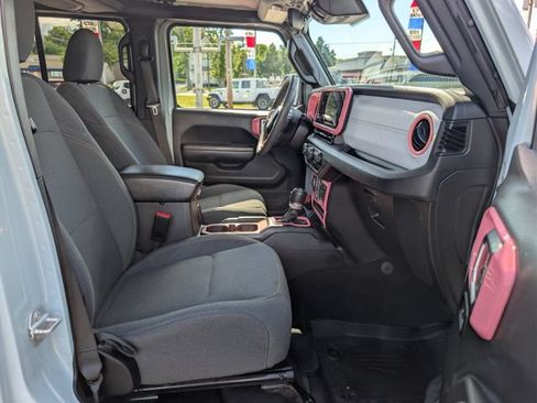 Used 2024 Jeep Wrangler Unlimited Sport AWD/4WD image 12