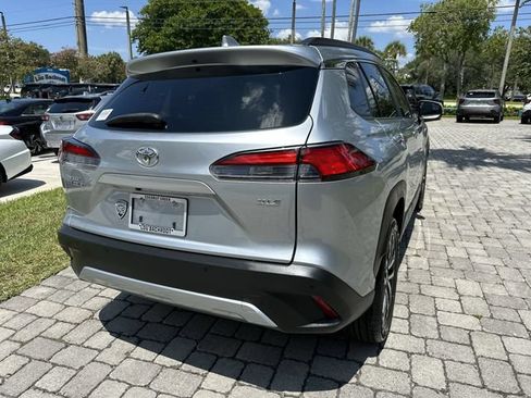 Used 2023 Toyota Corolla Cross XLE w/ Convenience Package FWD image 37