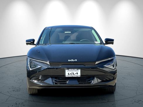 New 2025 Kia EV6 Wind image 9