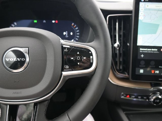 New 2026 Volvo XC60 B5 Core w/ Climate Package AWD/4WD image 25