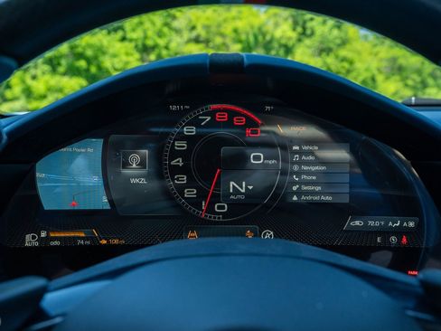 Certified 2025 Ferrari Roma Spider RWD image 38