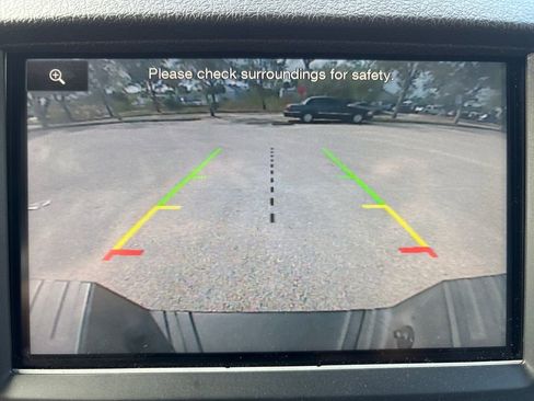 Used 2016 Ford F250 Platinum w/ FX4 Off-Road Package image 25