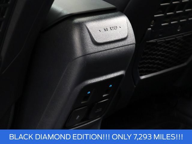 Used 2022 Ford Bronco Black Diamond AWD/4WD image 14