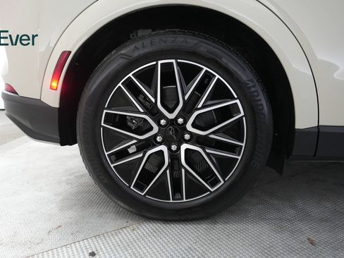 Used 2025 Ford Mustang Mach-E Premium RWD image 22