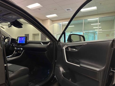 Certified 2023 Toyota RAV4 TRD Off-Road w/ TRD Off-Road Weather Package AWD/4WD image 29