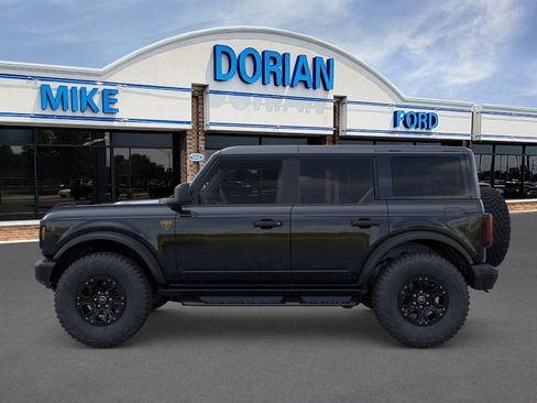 New 2026 Ford Bronco Badlands AWD/4WD image 3