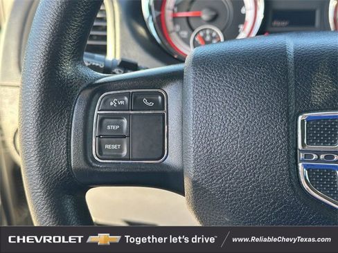 Used 2018 Dodge Grand Caravan SE w/ UConnect Hands-Free Group image 14