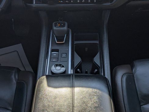 Used 2023 Nissan Pathfinder Platinum w/ Cargo Package image 18