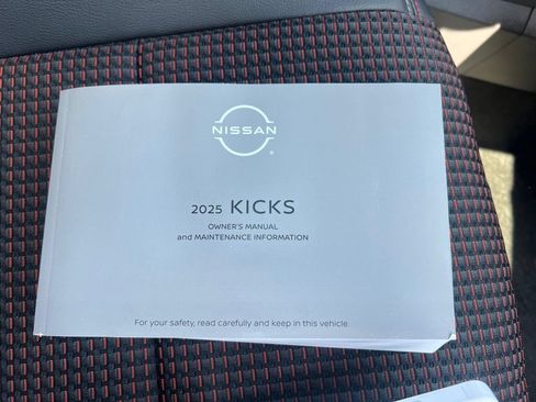 Certified 2025 Nissan Kicks SR w/ SR Premium Package AWD/4WD image 29