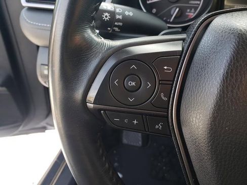 Used 2023 Toyota Camry SE image 17