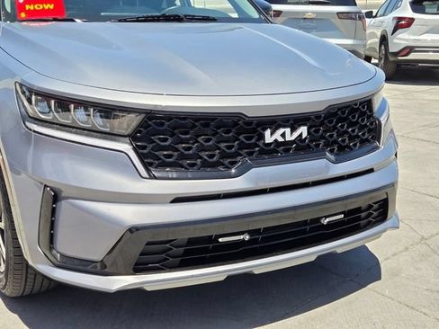 Used 2023 Kia Sorento S w/ Panoramic Sunroof Package FWD image 8