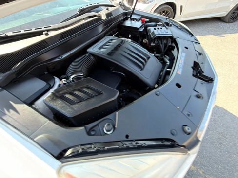 Used 2011 Chevrolet Equinox LT w/ Driver Convenience Package FWD image 5