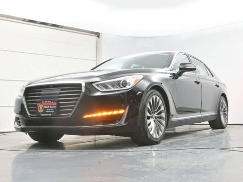 Used 2017 Genesis G90 3.3T Premium image 28