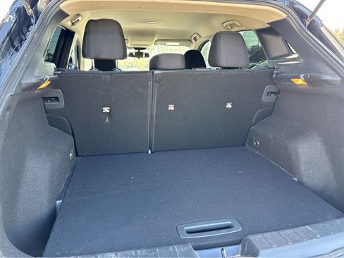 Used 2025 Nissan Kicks SV image 24