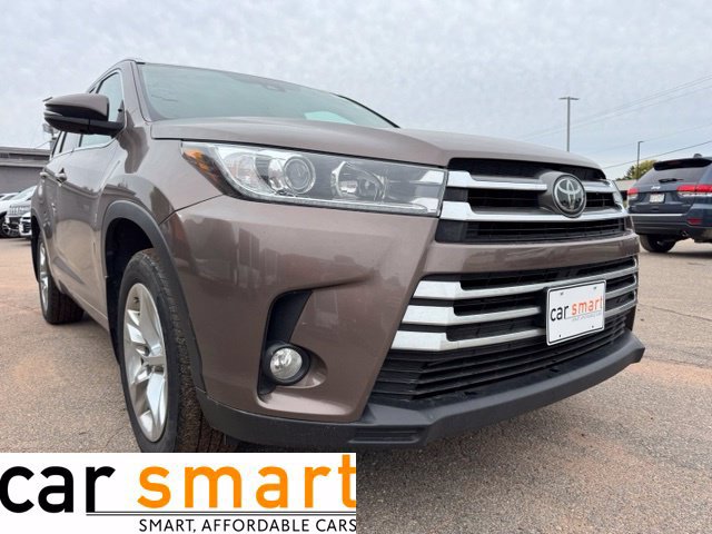 Used 2017 Toyota Highlander Limited AWD/4WD image 1