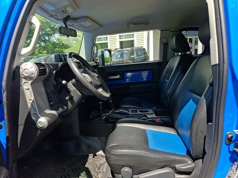 Used 2007 Toyota FJ Cruiser 4WD image 15
