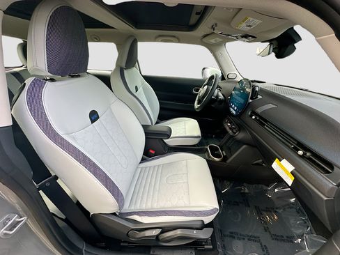 New 2026 MINI Cooper 2-Door Hardtop image 22