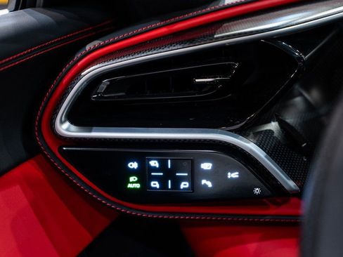 Used 2023 Ferrari 296 GTS image 30