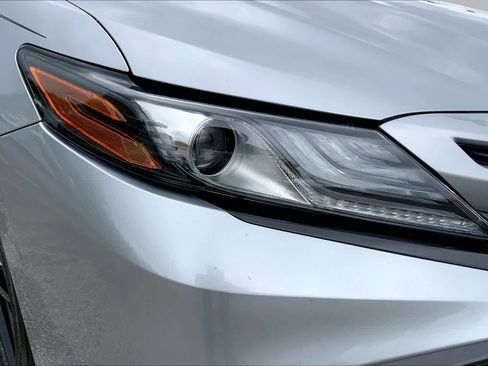 Certified 2022 Toyota Camry XSE FWD image 27