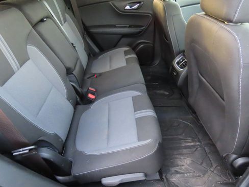 Used 2023 Chevrolet Blazer LT w/ Convenience Package image 12