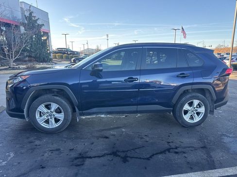 Used 2021 Toyota RAV4 XLE w/ XLE Grade Weather Package image 2