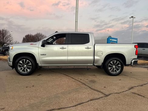 Used 2022 Chevrolet Silverado 1500 RST image 3