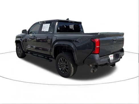 Used 2025 Toyota Tacoma SR5 image 5
