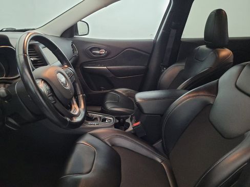 Used 2020 Volkswagen Jetta SE w/ SE Cold Weather Package FWD image 17