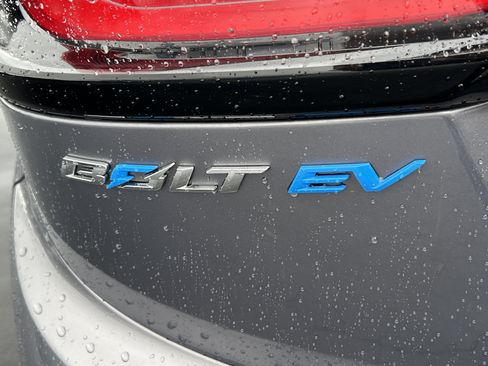 Used 2023 Chevrolet Bolt LT w/ Driver Confidence Package image 9