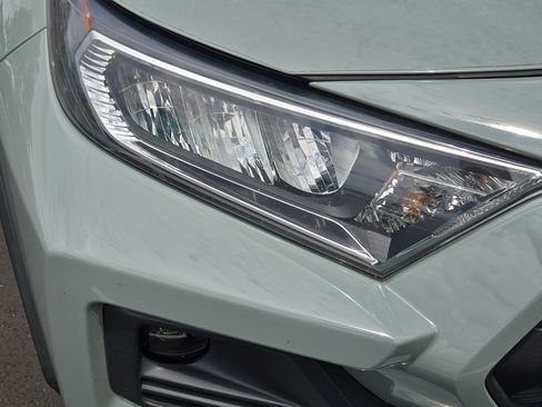 Used 2021 Toyota RAV4 TRD Off-Road AWD/4WD image 5
