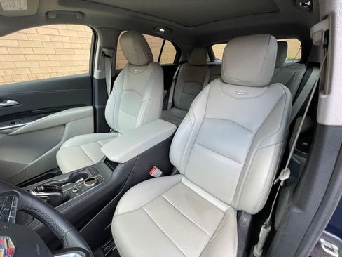 Certified 2021 Cadillac XT4 Premium Luxury w/ Enhanced Visibility Package AWD/4WD image 17